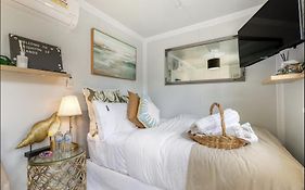 Tiny Home Beach Serenity!